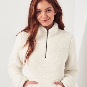 Hollister Sherpa | White Sherpa Quarter Zip